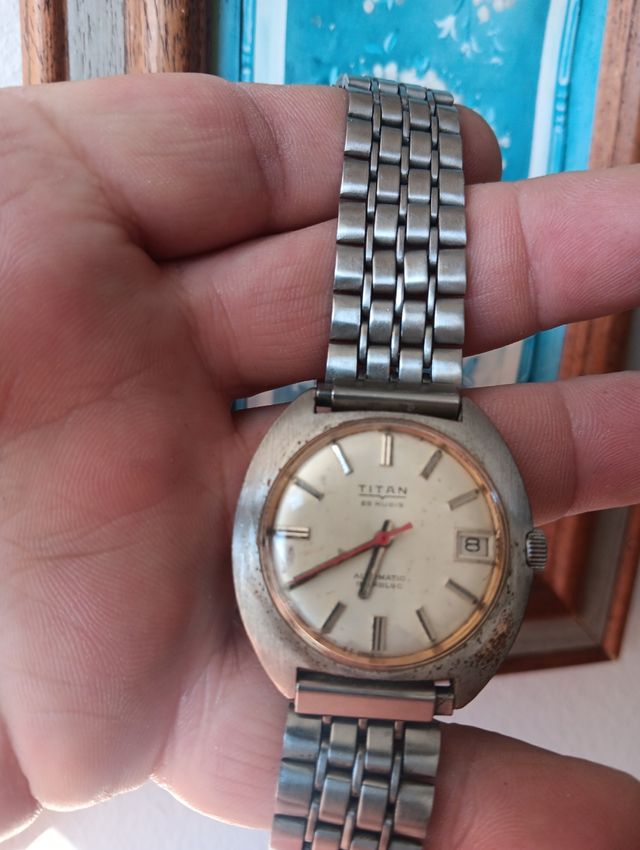 Reloj titan muy antiguo automatico