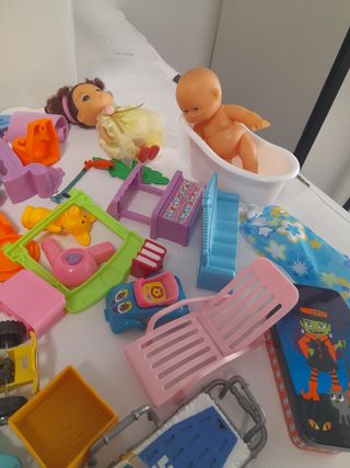 Lote de muñecos de casita pequeños