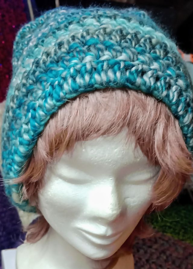 Scaldacollo o cuffia fatta a mano