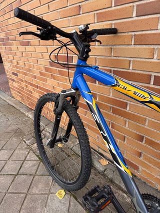 Bicicleta MTB BH Over Titan