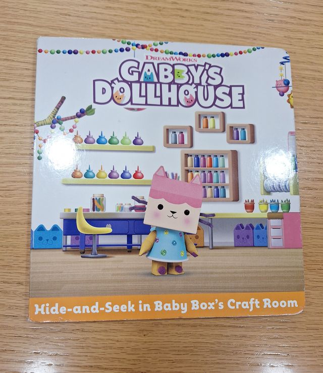 Libro en ingles:Gabby's dollhouse