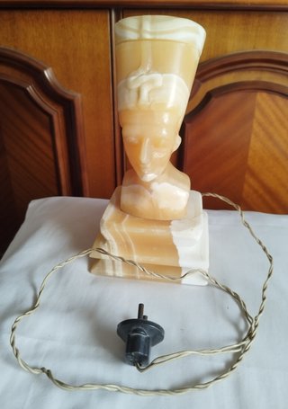 Lámpara de mesa Nefertiti