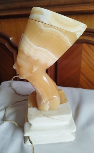 Lámpara de mesa Nefertiti