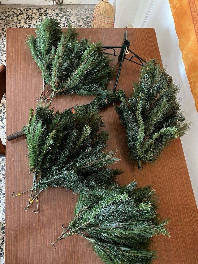 Albero di Natale sintetico componibile
