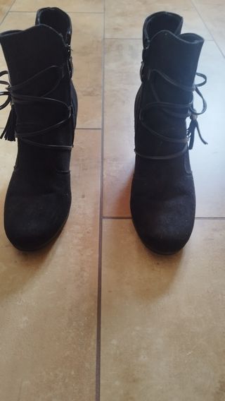 Zapatos de tacón negro número 39