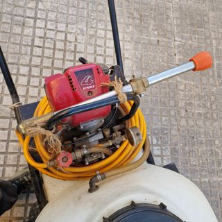Fumigador Abonador Honda de 100 litros