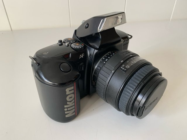 NIKON N5005 - CÁMARA ANALÓGICA