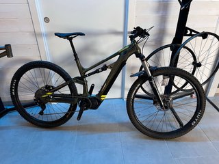 Bicicletta E-Bike CANNONDALE MOTERRA