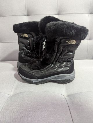 Botas The North Face Nuptse Talla 35 Nuevas
