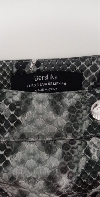 Falda animal print Bershka T.XS