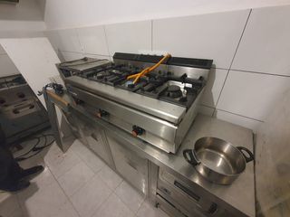 631213000 deja wasap Cocina industrial de gas buts