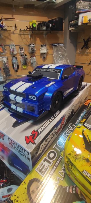 Maverick quantum r Flux 4s 1/8 rtr