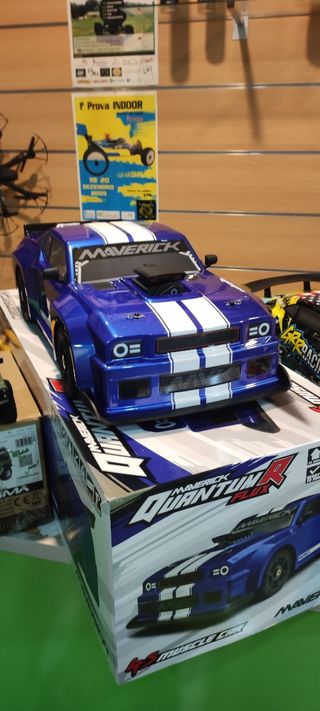 Maverick quantum r Flux 4s 1/8 rtr