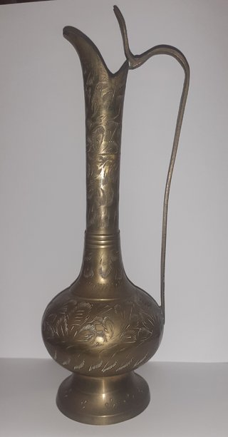 Florero de metal