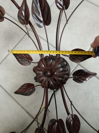 Lampadario rustico in ferro vintage