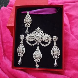 Aderezo huertana, baturra, bailes