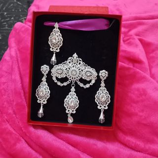 Aderezo huertana, baturra, bailes