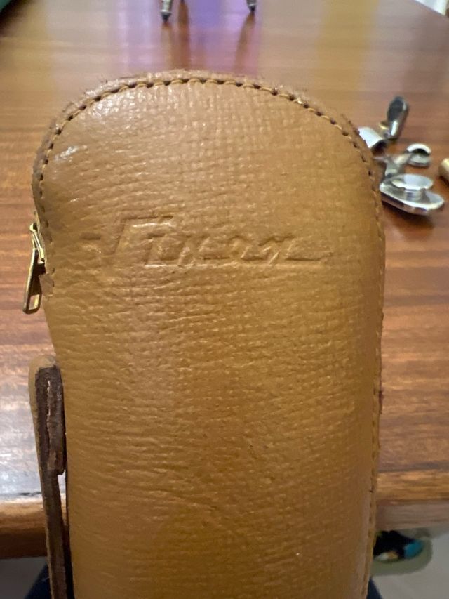 Treppiedi per apparecchiatura fotografica