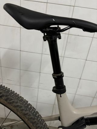 Canyon lux trail slx 2023
