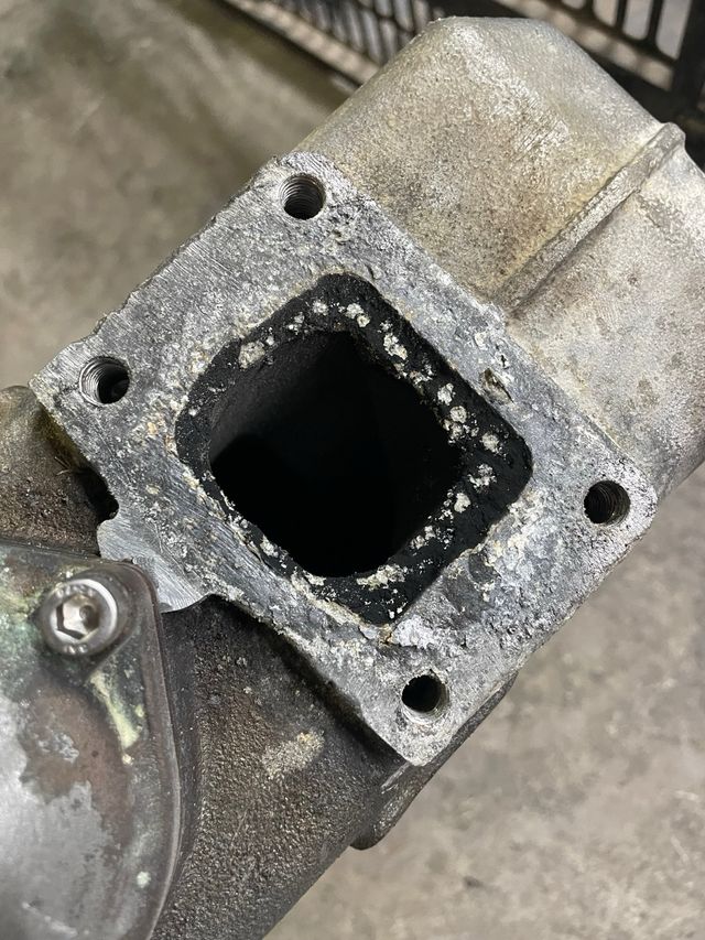 SCAMBIATORE YANMAR 3YM30