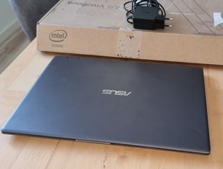 Asus VivoBook Tp412f I3