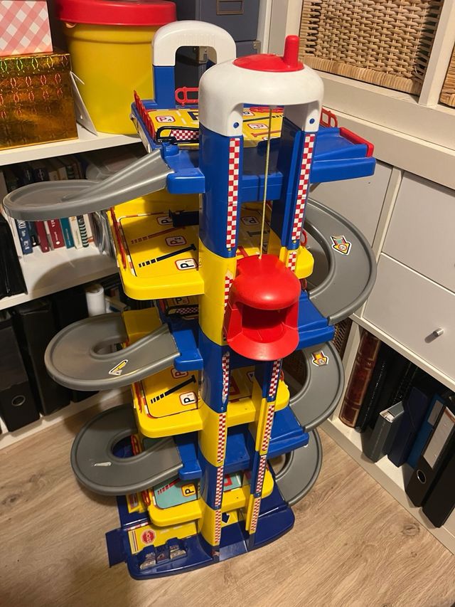 Parcheggio Molto a 6 piani