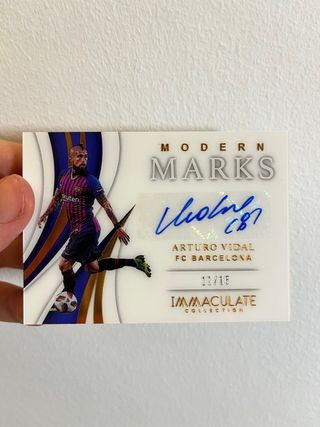 ARTURO VIDAL /15 PANINI AUTO FIRMA IMMACULATE 