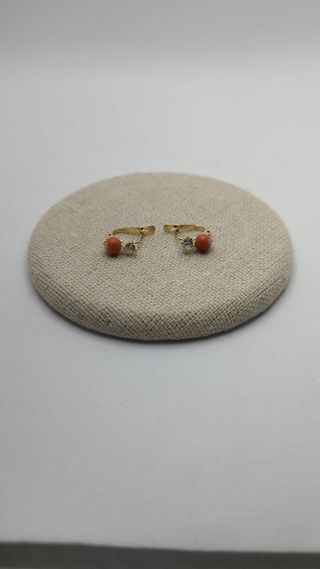 PENDIENTES ORO 18K Y CORALES