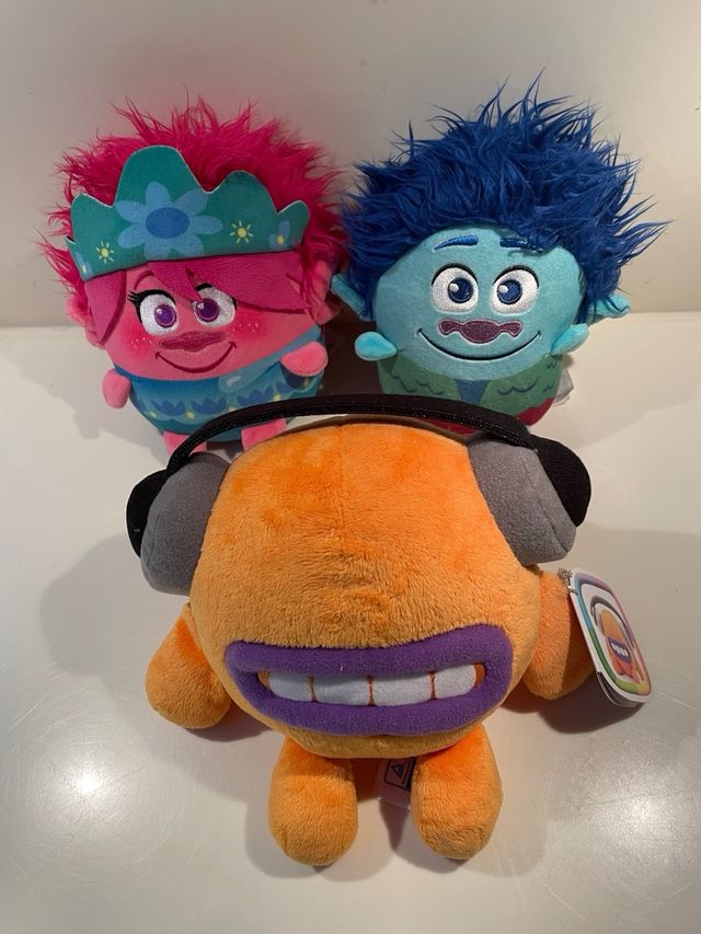 Pupazzi peluche Dreamworks Trolls e Hay Clay Plush