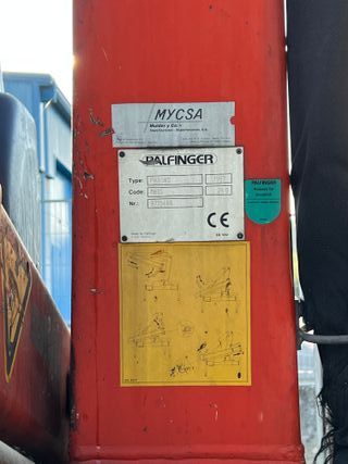 Renault 180.14 C CON GRÚA