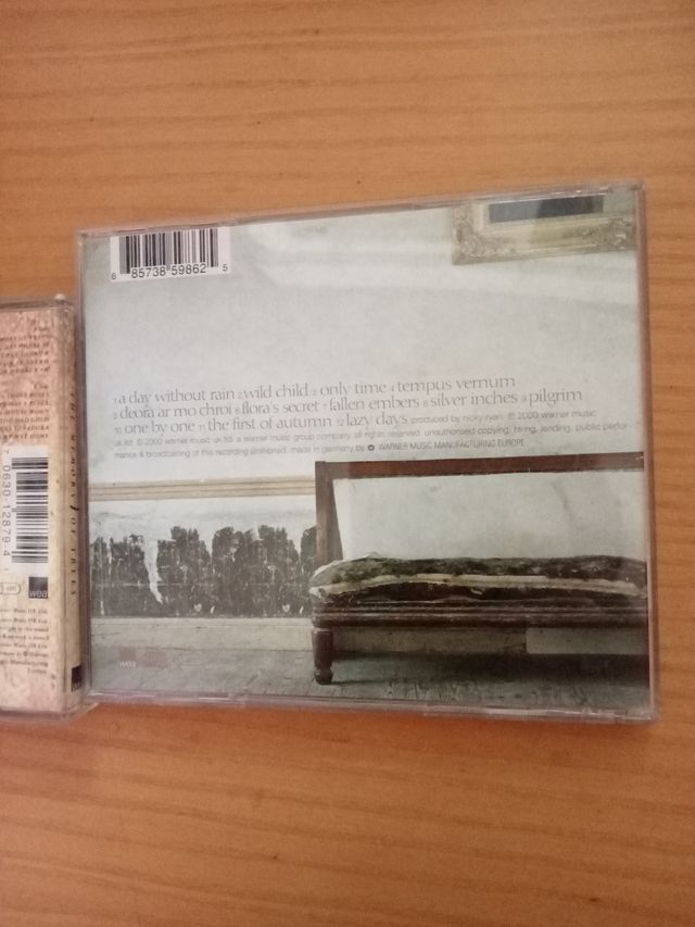 CD y casette Enya