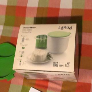 Léké cheese maker