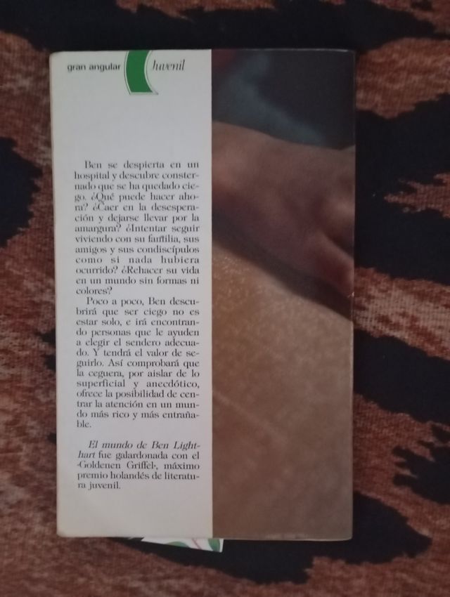 Libro el mundo de Ben lighthart