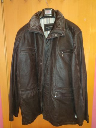 Abrigo de piel de hombre 