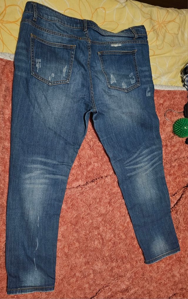 Vaquero oversize efecto roto