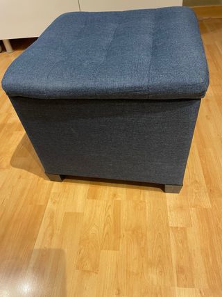 Reposapies asiento con almacenaje.