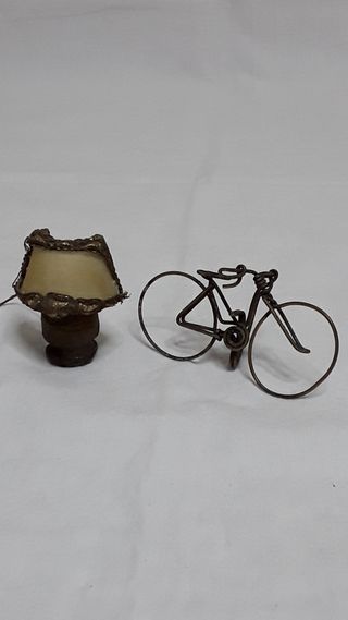 Lume e bicicletta miniature 