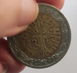 Moneda francesa de 2€ defecto
