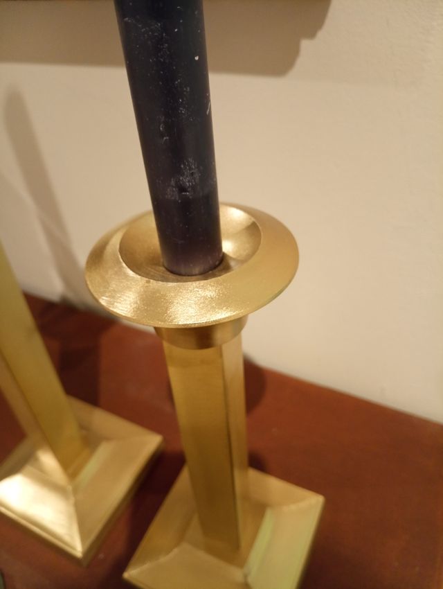 Portavelas metal oro 30 cms