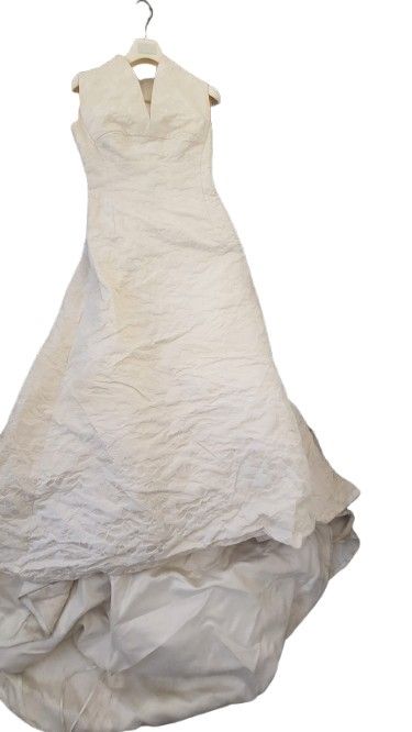 Vestido novia de la diseñadora: Rosa Clará