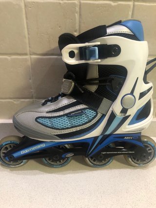 Patines en linia Boomerang y protecciones