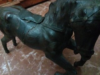 Última oferta Figura de Antiguo Caballo de cuero