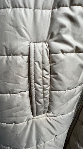 Chaleco acolchado beige largo