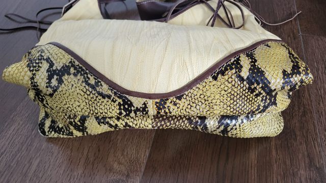 Bolso piel amarillo