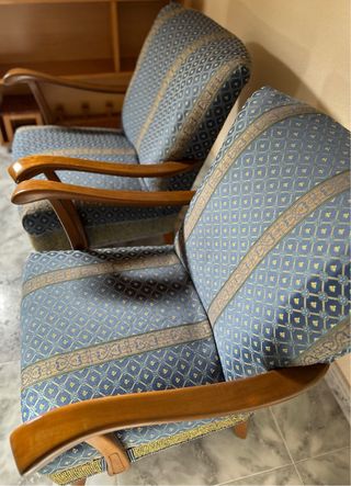 Conjunto sofá y sillones