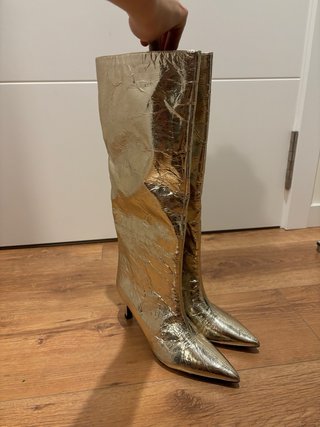 Botas altas dorado Zara 35