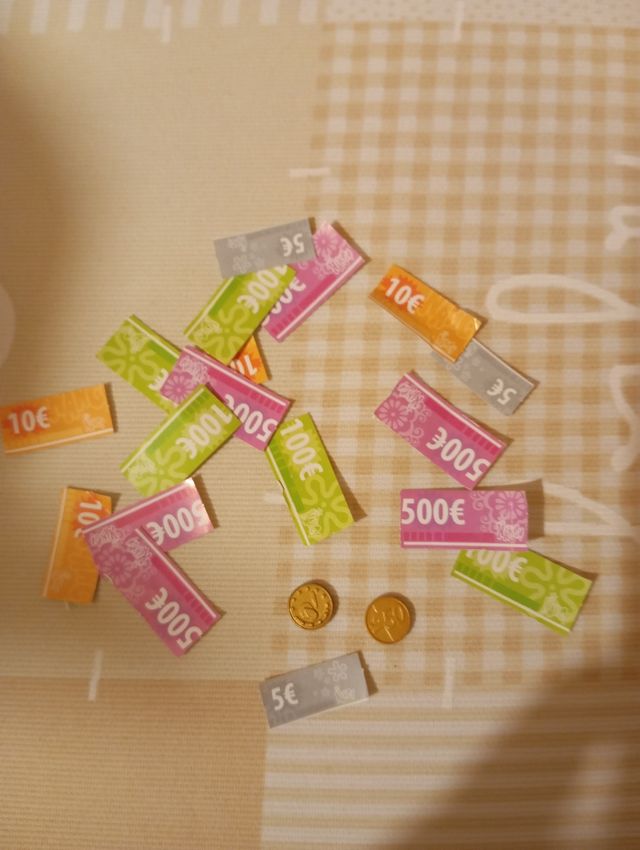 Nancy de compras con su hermanita