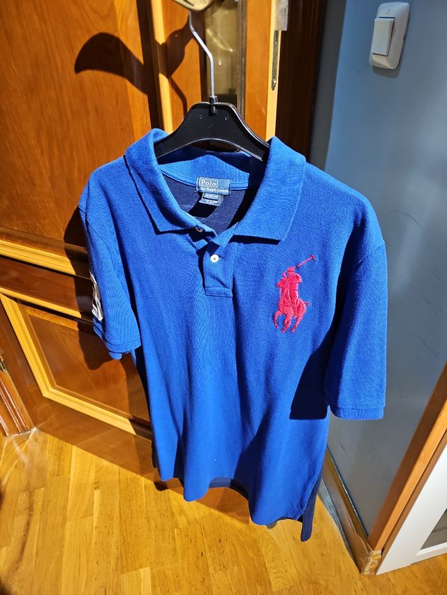 Polos