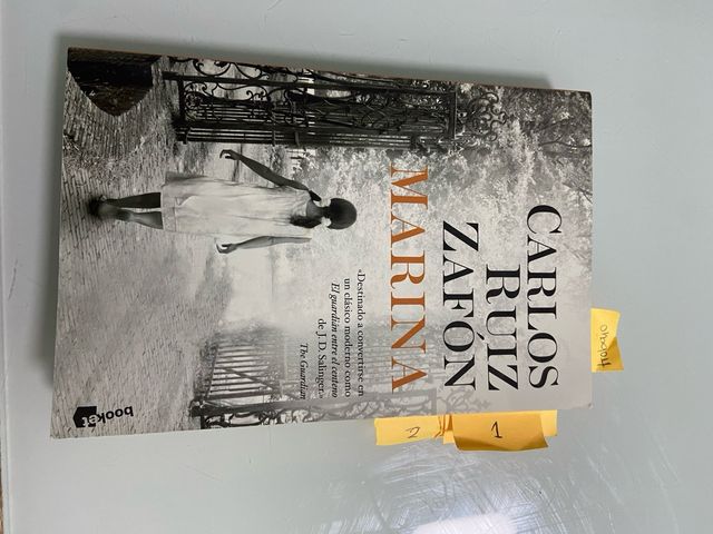 Marina (Spanish Edition)