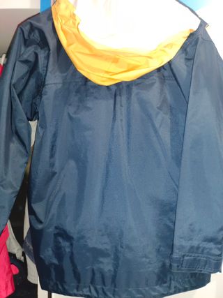 Chubasquero chaqueta impermeable tribod